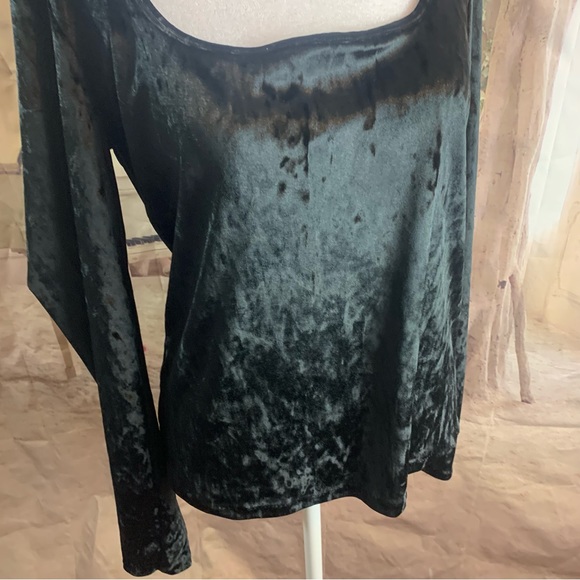 NEW Vince Velour Square Neck Long Sleeve in black - Picture 5 of 13